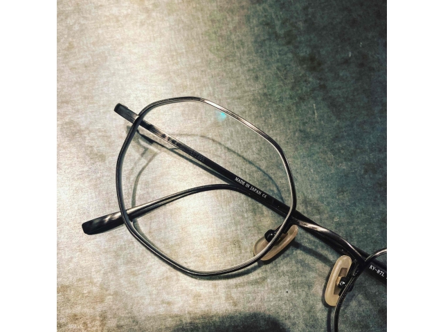 金子眼鏡　メタルフレーム