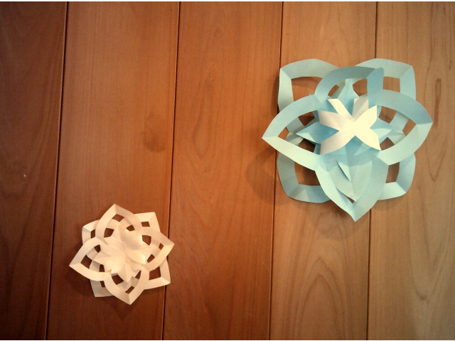 立体感のある雪の結晶です！