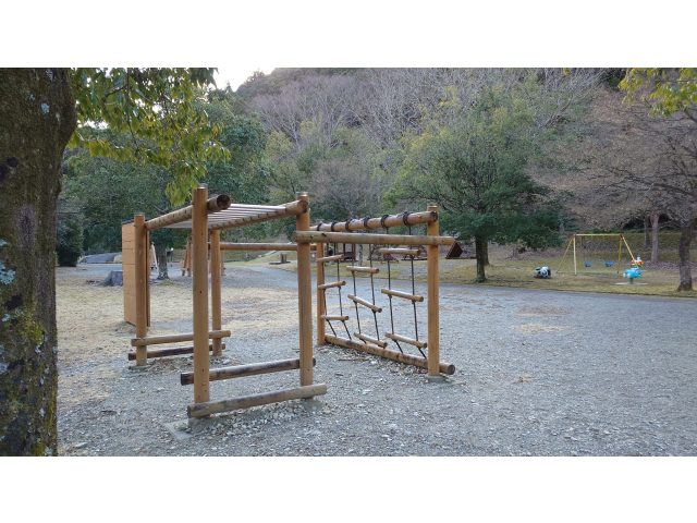 子供が楽しめる遊具が多く設置されていました